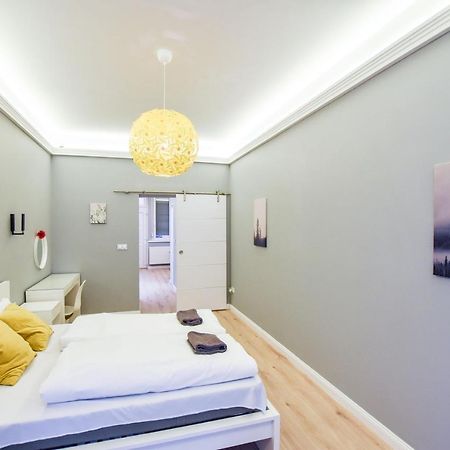 Riverside Apartment In Downtown Budapest Eksteriør billede
